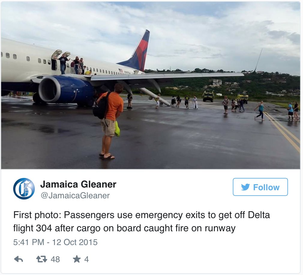 Delta 737 800 Evacuated After Possible Fire Onboard Points Miles