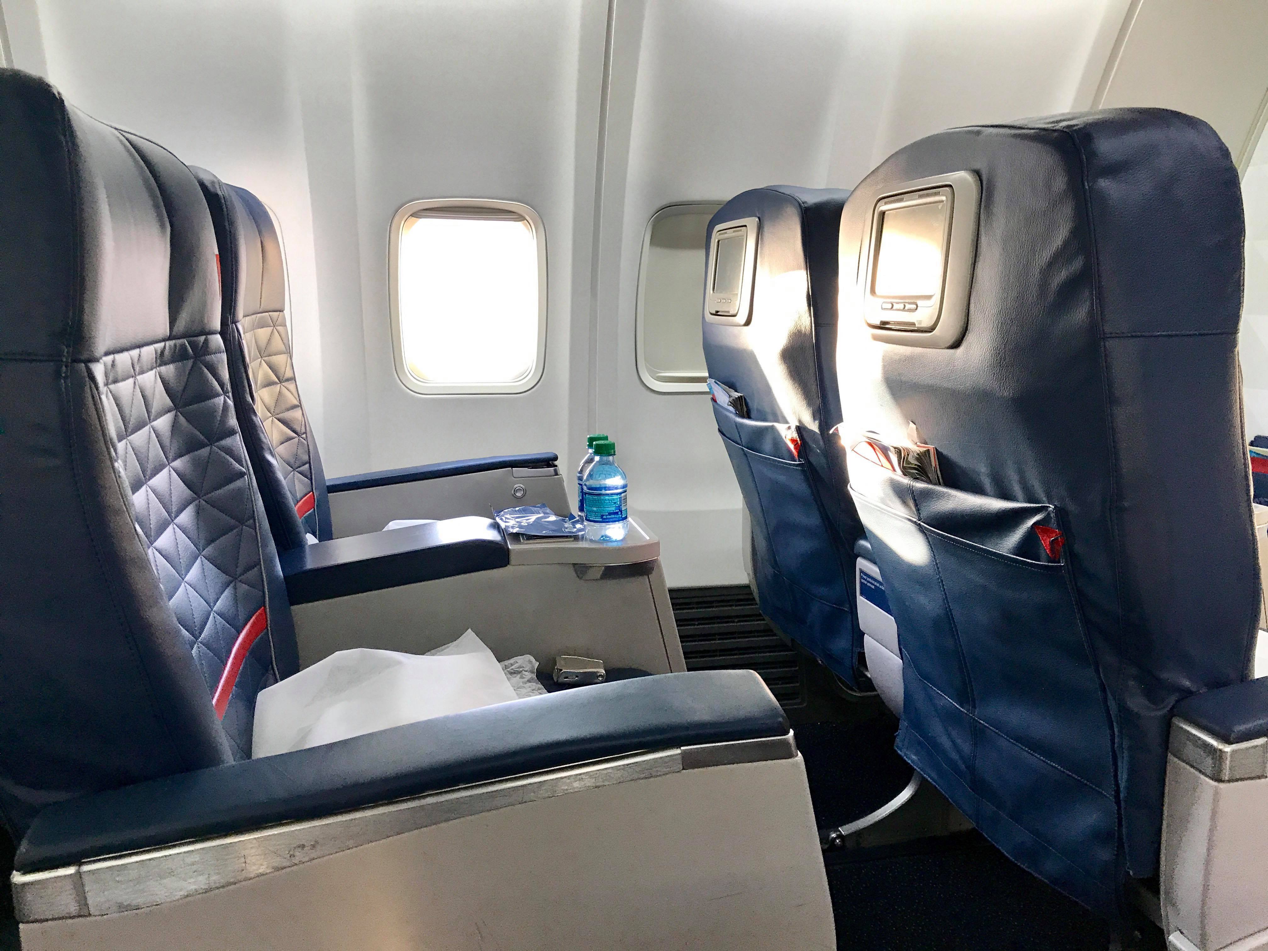 flight-review-delta-first-class-new-york-jfk-to-st-kitts-points