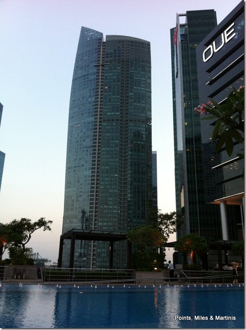 Fullerton Bay Lantern Rooftop Pool City View