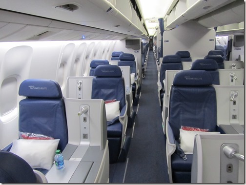 Delta 767 with Flat Bed Seat Side Cabin.jpg