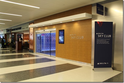 Delta Sky Club JFK T4 Entrance.jpg