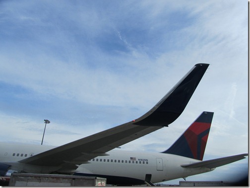 Delta 767 Flat Bed Wing Tip Left Front