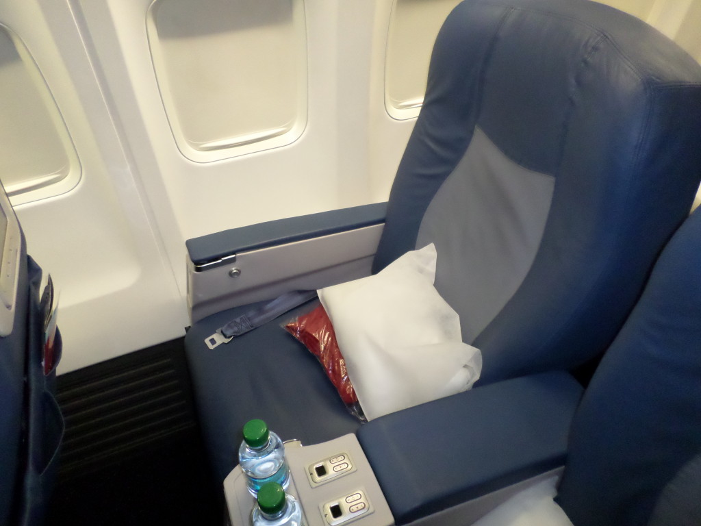 delta first class seat