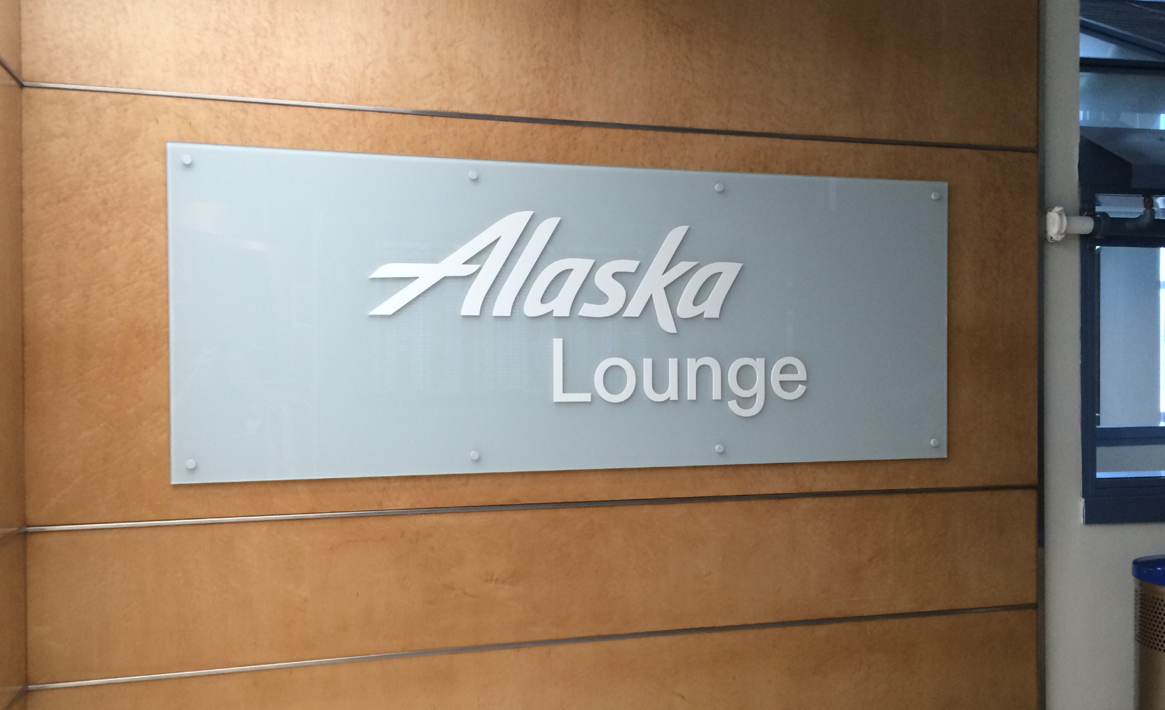 Priority Pass Lounge Review: Alaska Lounge LAX Airport - Points Miles & Martinis