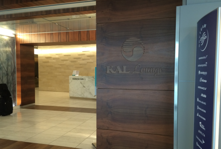 KAL Lounge LAX