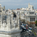 Gran Vía with many cars and buildings