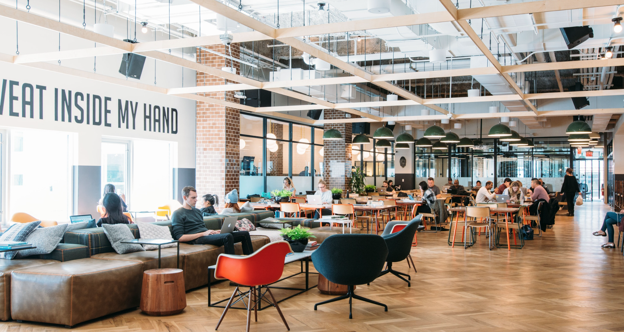 Working moscow. WEWORK белая площадь. Сочи коворкинговое пространство. Коворкинги в США снаружи. Коворкинг просто.